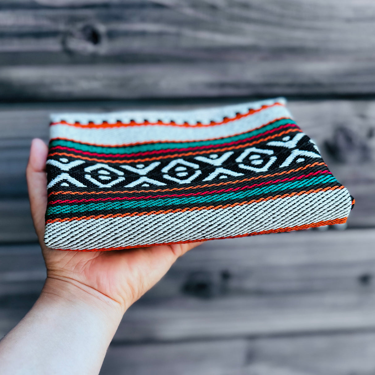 Tissus Sacré d’Autel • Mesa • Noir-Beige-Vert