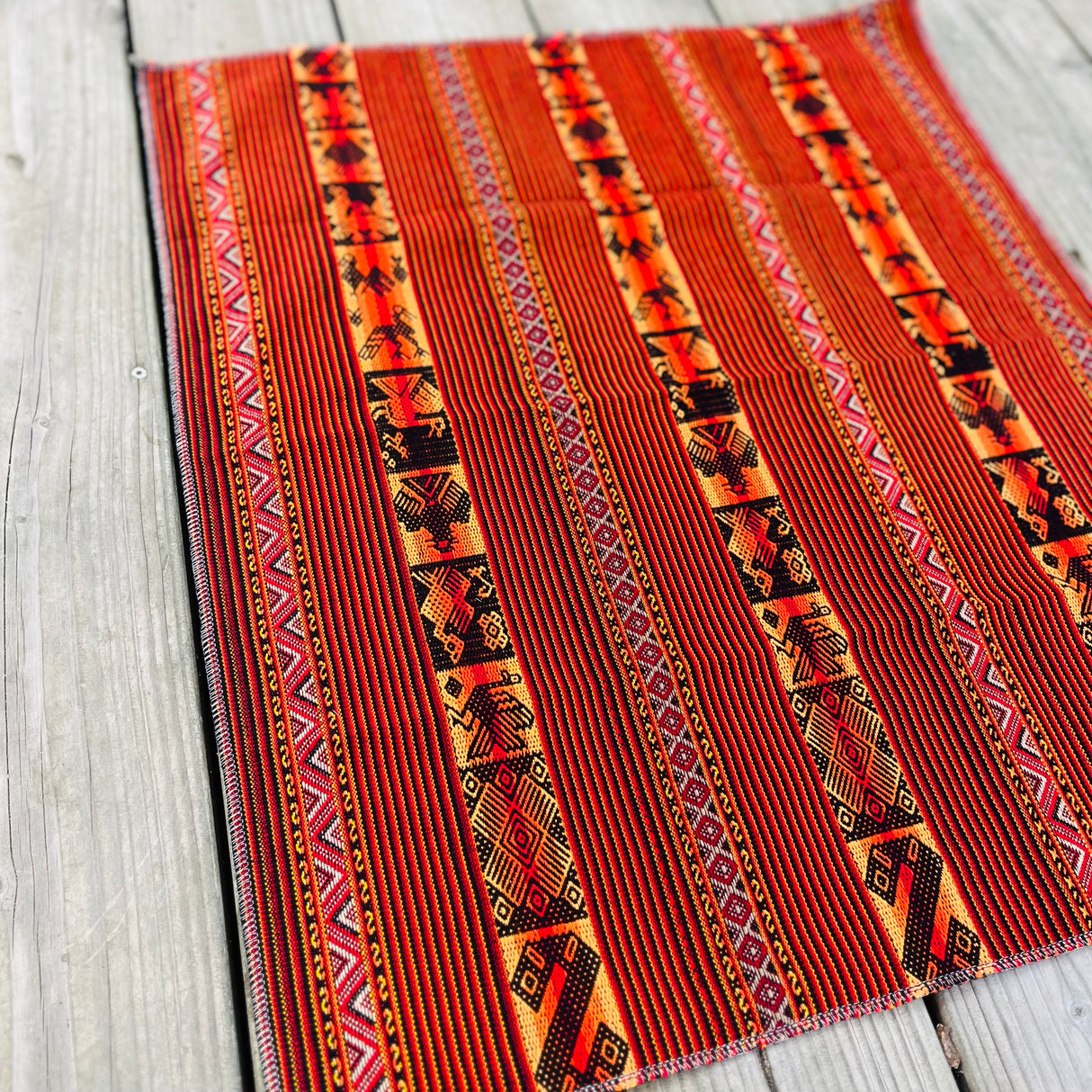 Tissus Sacré d’Autel • Mesa • Rouge Terre