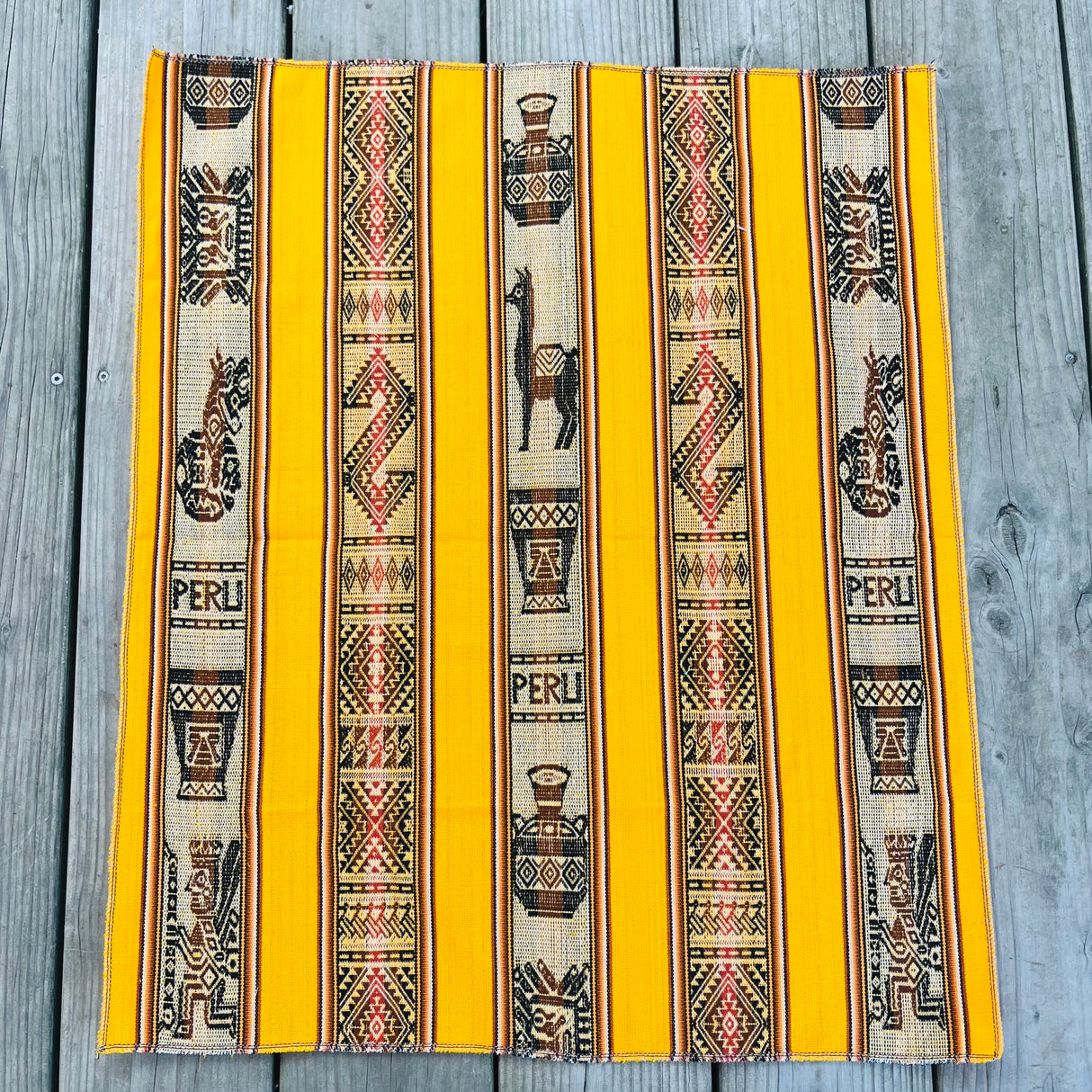 Tissus Sacré d’Autel • Mesa • Jaune