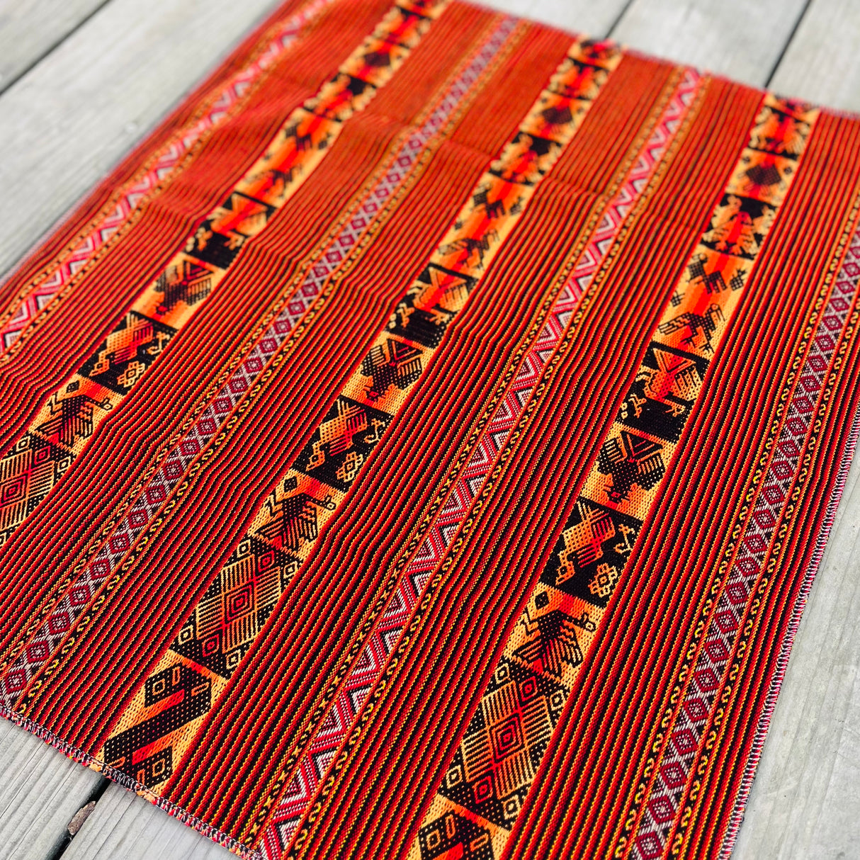 Tissus Sacré d’Autel • Mesa • Rouge Terre