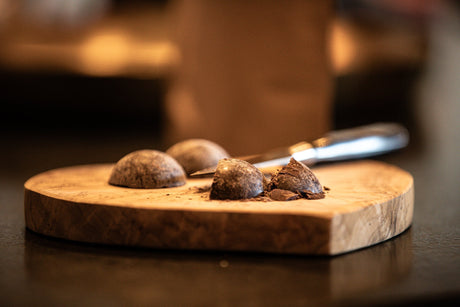 Le Cacao contient de l'anandamide : la molécule du bonheur que ton cerveau produit naturellement