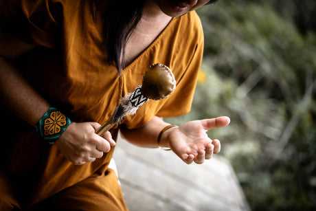 Pourquoi s'accompagner d'objets rituels à haute vibration est important ?