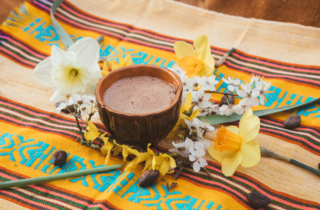 Le Cacao Cérémoniel : la boisson sacrée ancestrale qui transforme votre routine matinale