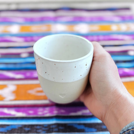 Tasse à Cacao 🤍 en grès fond terre