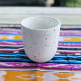 Mug à Cacao 🤍 en grès blanc moucheté